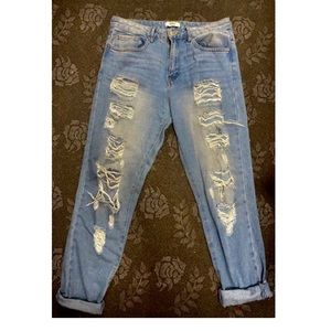 Distressed Boyfriend Jeans